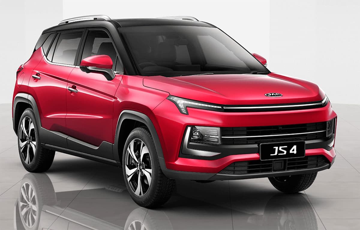 تشهد فئة السيارات الرياضية متعددة الاستخدامات (SUV) منافسة قوية في السوق المصري،