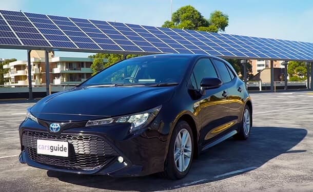 سياره-جديد-موديل-2019-تويوتا-كورولا