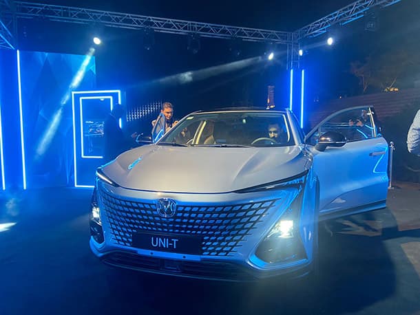 تخفيضات خلال رمضان على أسعار شانجان UNI-T بالسوق المصري