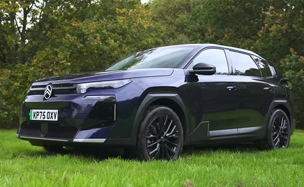 شاهد: تجربة قيادة موديل 2026 من سيتروين C5 Aircross