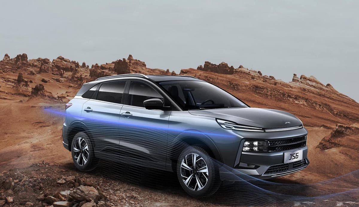 شهدت فئة السيارات الكروس أوفر الرياضية متعددة الاستخدامات (SUV) منافسة قوية خلال السنوات الأخيرة، إذ أصبح العملاء يبحثون عن سيارة تجمع بين التصميم العصري،